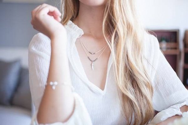Quelles sont les astuces pour bien laver et repasser ses vêtements en pierres précieuses ?